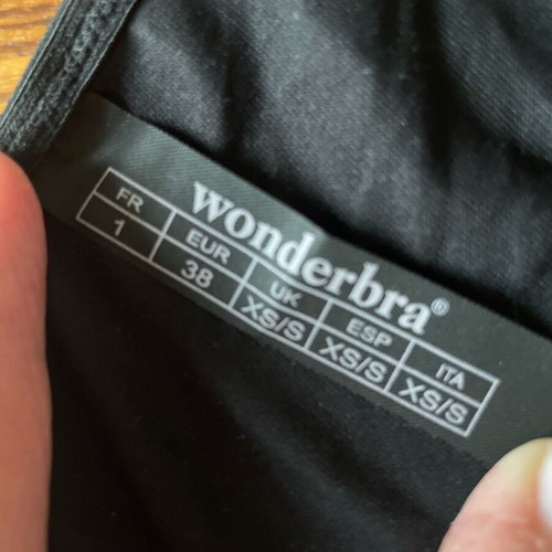 Wonderbra thong new with floral details and one missing rhinestone