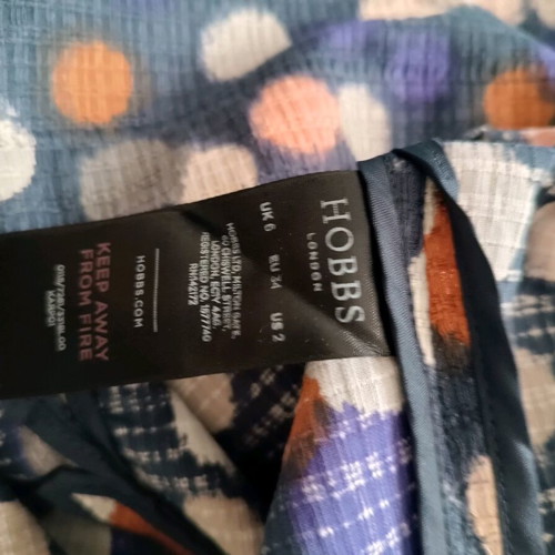 Hobbs pencil skirt size 6/34 like new, colorful cotton
