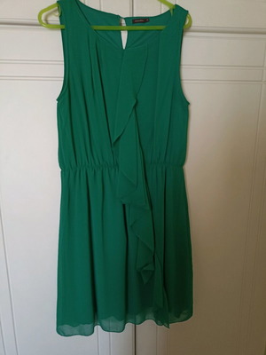 Φόρεμα νούμερο 42 μεταχειρισμένο, πράσινο με σχέδιο στο στήθος