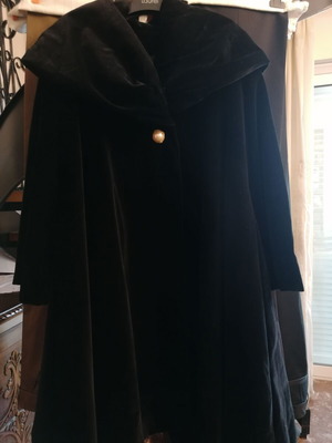 Black velvet coat EDWIGE FENECH like new, 100% cotton, size 42