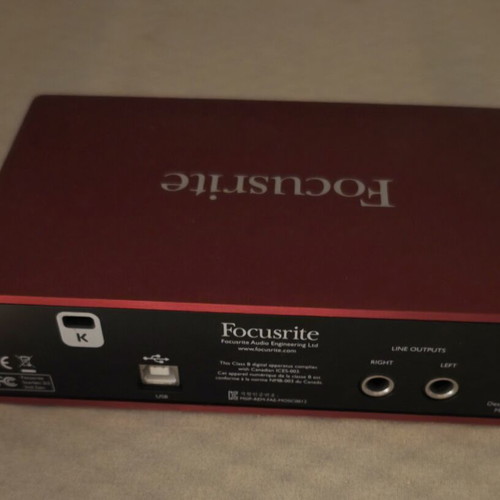 Focusrite Scarlett 2i2 2nd Generation Audio Interface like new
