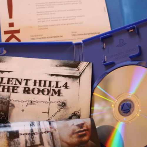 Silent Hill 4: The Room PlayStation 2 like new