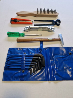 19-piece tool set for 8.9€!!