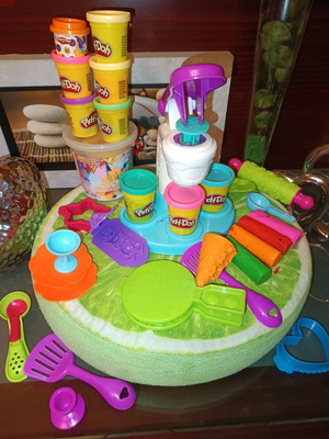 Play-Doh modeling clay with accessories new