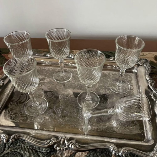 Liqueur Glasses set of 6 like new, glass