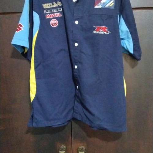 Suzuki Rizla T Shirt collectible, like new, extra large 58.5