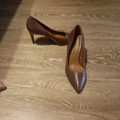 Carrano brown pumps like new, size 38