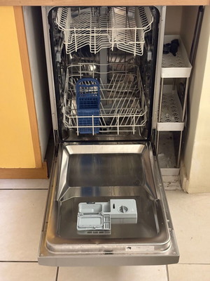 Indesit dishwasher 40cm