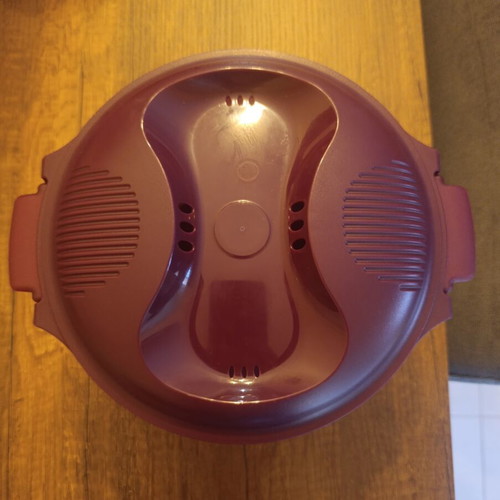 Tupperware rice microwave cooker 2.2 L