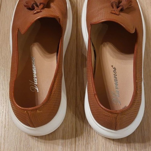 Leather slip-on shoes used, size 43