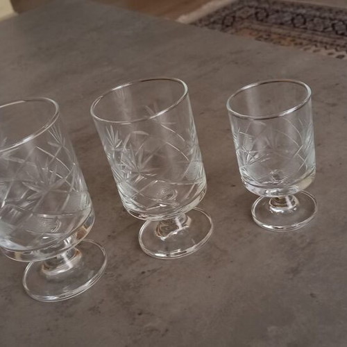 Vintage Set of 40 Glasses - Elegant Carved Design & Crystal Clarity