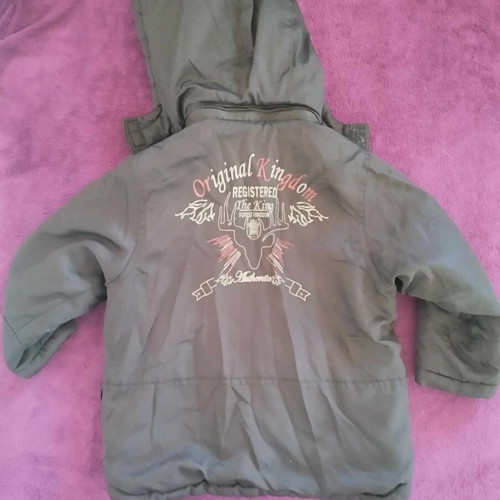Children's jacket used for 3 years old black with detachable hood