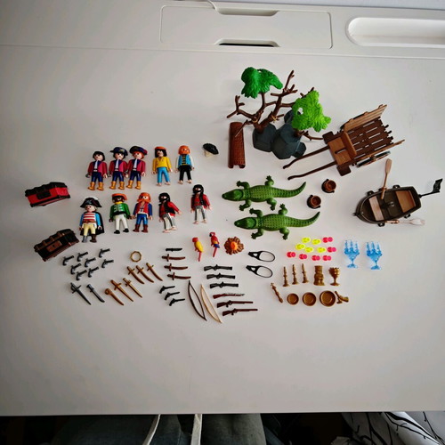 Playmobil Pirates Set used with Figures, Animals and Accessories