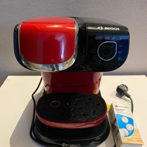 Bosch Tassimo MyWay 2 coffee machine used, red TAS6503