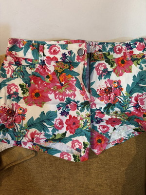 Floral shorts like new, size M 38 10