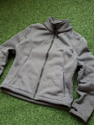 Jack Wolfskin women's jacket like new, size XS/S