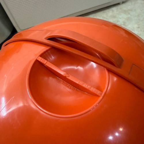 Vintage Space Age Picnic Set "Ball" SVB Italy 1970s used, orange