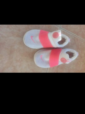 Nike kids athletic shoes like new, size 30, white and orange