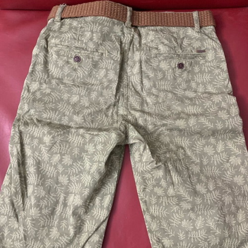 Nakutavake shorts with belt like new, green