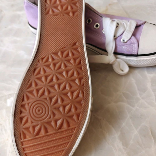 Athletic shoes new, purple, size 41
