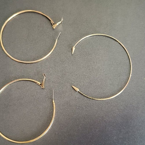 Bracelet and hoop earrings set used