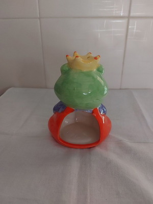 Decorative frog for tealight new