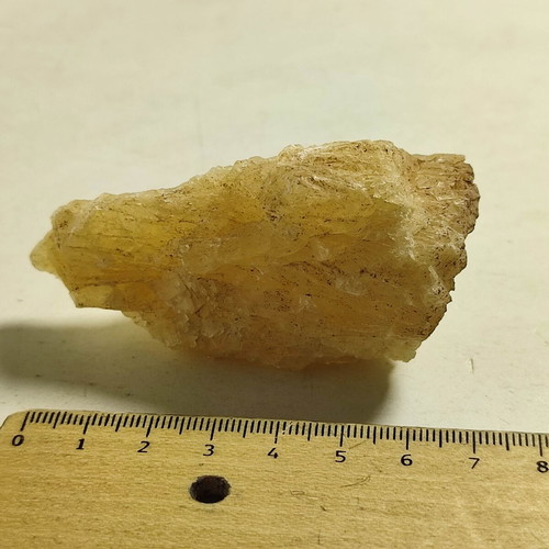Yellow quartz from Lavrio like new, 97 grams