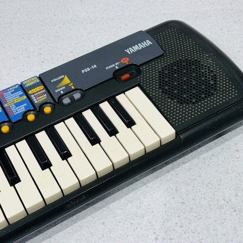 Yamaha PSS-14 synthesizer like new