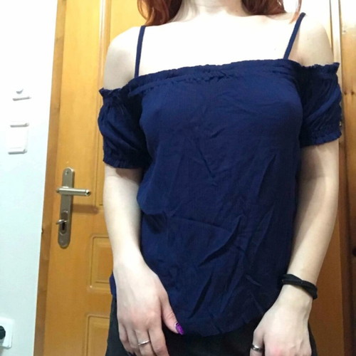 Off-Shoulder Blue Top used, size S