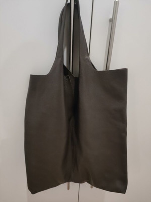 Leather shoulder bag new, brown