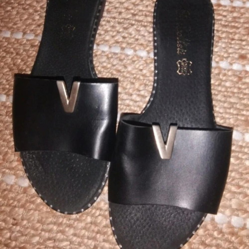 Tsakiris Mallas leather slippers size 41 like new black