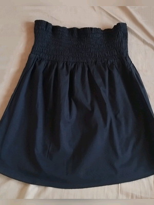 Caramella strapless black top like new, size M