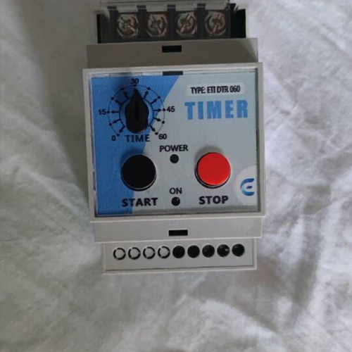 Power relay timer 30A like new