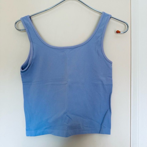 Lilac fitted sleeveless top H&M like new, size L
