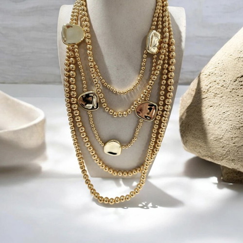 Necklace new gold-colored