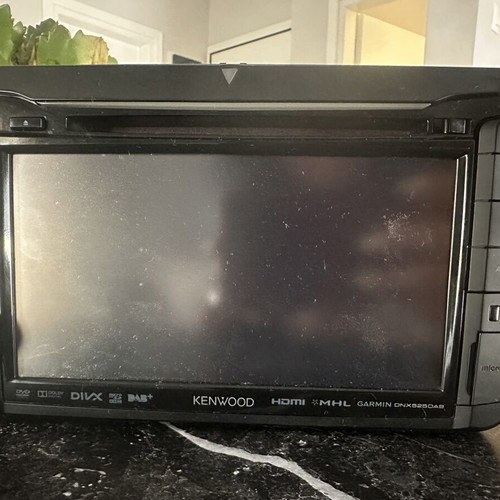 Kenwood car screen with Bluetooth, like new