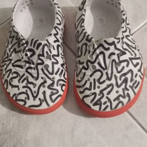 Native baby shoes used, size 19, for 12-24 months, plastic