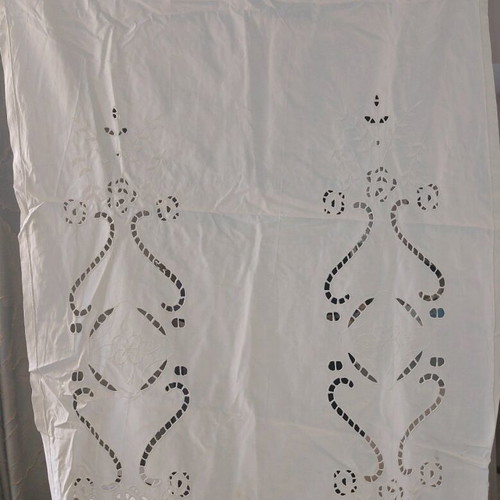 White curtain with hearts and flowers, set of 3 handmade pieces