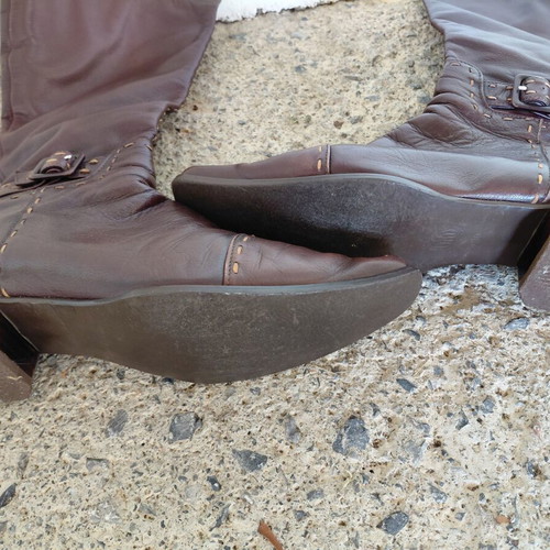Gianna Kazakou brown winter boots like new, no heel