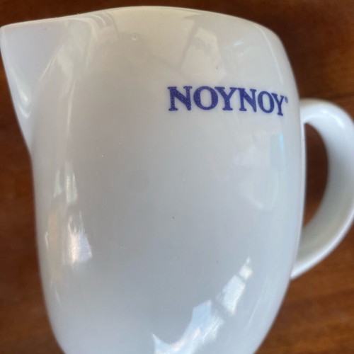 Nounou milk jug like new, height 9 cm diameter 6.5 cm