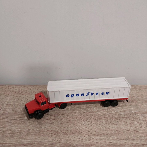 Iveco joy toy Good Year truck new