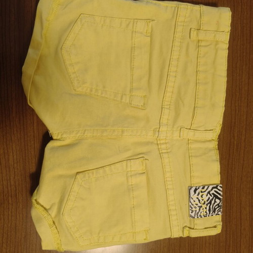 Losan yellow shorts size 98cm for 3 years, like new