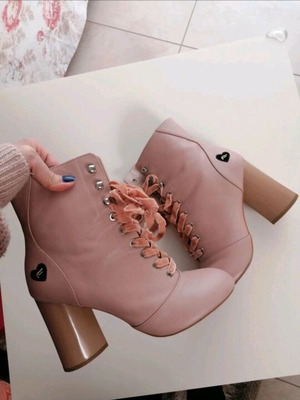 Formarina leather ankle boots like new, pink, size 39