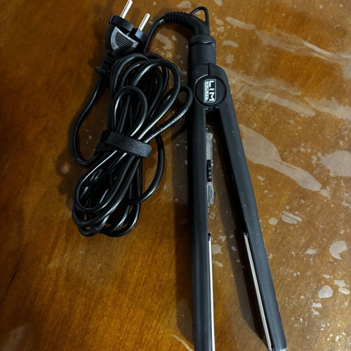 LIM HAIR PC27 hair straightener used