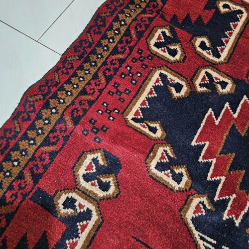 Handmade carpet Iran/Persia 1.37x0.85 with seal of authenticity
