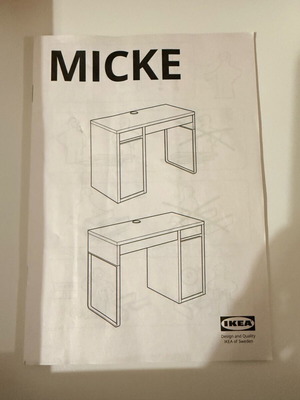 Γραφείο ΙΚΕΑ MICKE μαύρο σαν καινούργιο