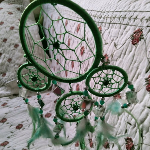 Green dreamcatcher in excellent condition