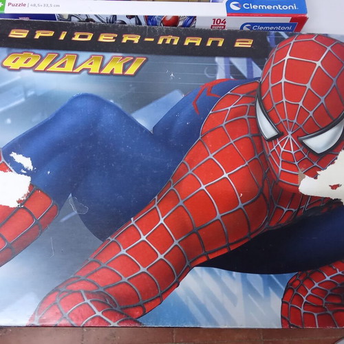 Spider-Man kids games pack with 2 puzzles and 1 board game used