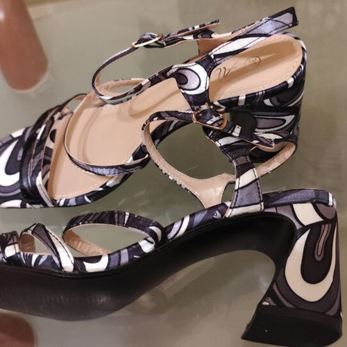 Colorful fabric sandals size 39, new, two-tone gray and black