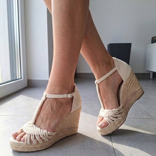 Oysho Beige Knitted Espadrille Wedges used, rope platform heel